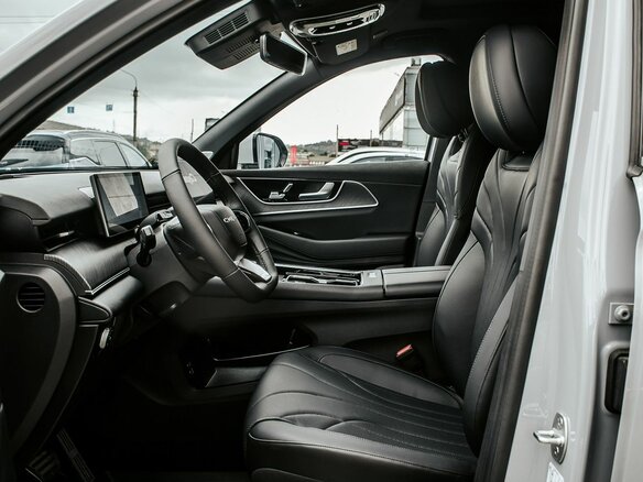 2026 Chery Tiggo 9 I, серый, 4291650 рублей - вид 11