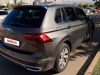 2021 Volkswagen Tiguan II Рестайлинг, серый, 2999000 рублей, вид 4