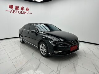 2023 Volkswagen Magotan B8 Рестайлинг, чёрный, 1996000 рублей, вид 2