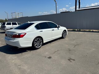 2013 Honda Accord IX, белый, 1749999 рублей, вид 4