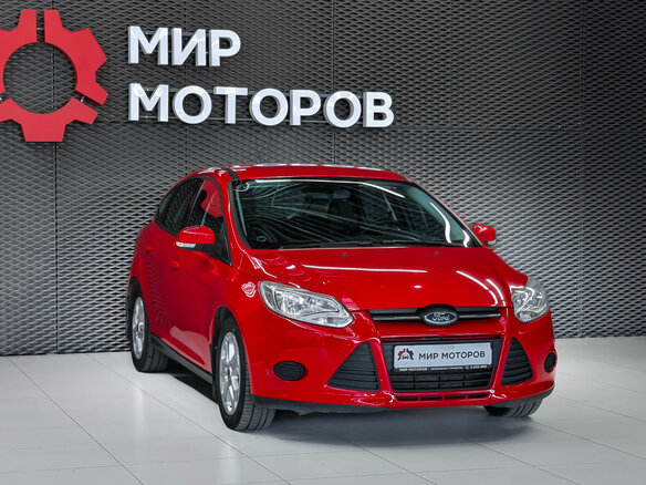 2012 Ford Focus III, красный - вид 2
