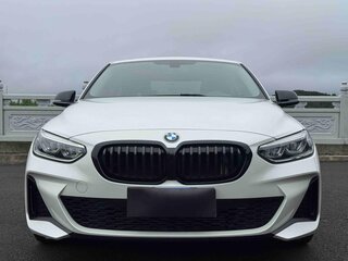 2022 BMW 1 серии 120i III (F52) Рестайлинг, белый, 1520000 рублей, вид 2
