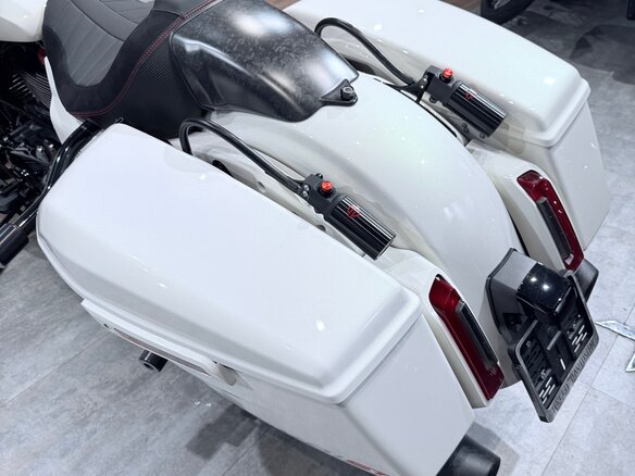 2024 Harley-Davidson CVO Road Glide ST, белый, 4799000 рублей - вид 17
