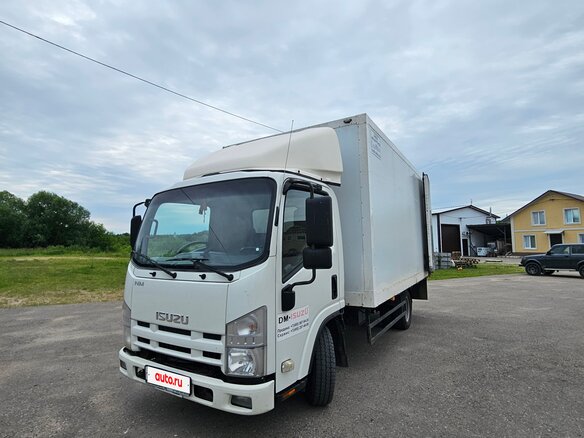 2014 Isuzu Elf (N-series), белый, 3100000 рублей