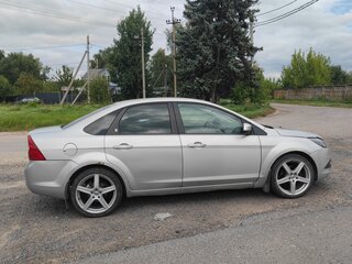 2008 Ford Focus II Рестайлинг, серебристый, 450000 рублей, вид 4