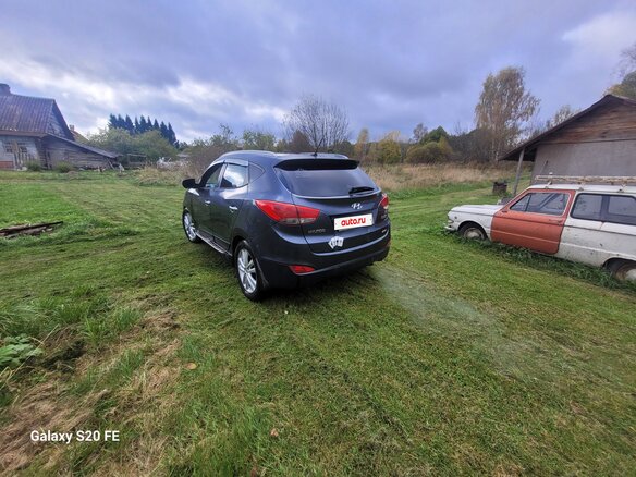 2010 Hyundai ix35 I, серый, 1050000 рублей - вид 8