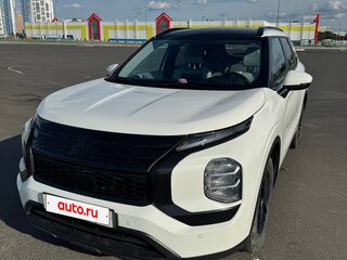 2022 Mitsubishi Outlander IV, белый, 3250000 рублей, вид 2