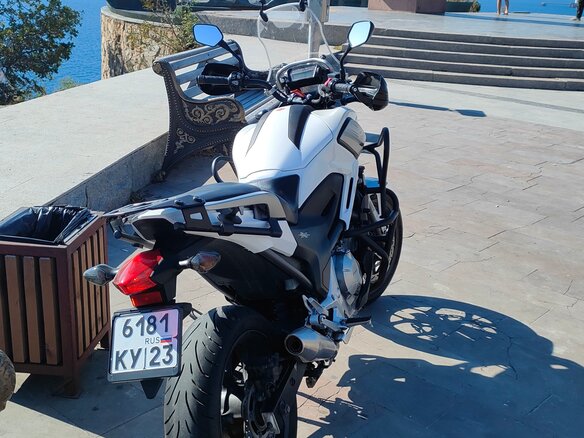 2013 Honda NC 700X, белый, 650000 рублей - вид 2