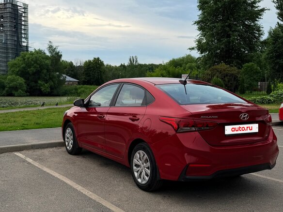 2017 Hyundai Solaris II, красный - вид 2