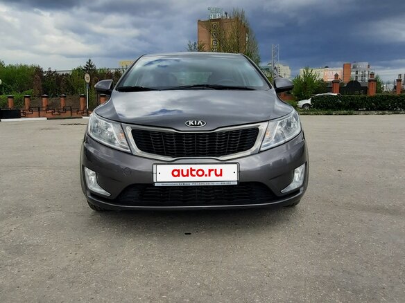 2013 Kia Rio 4-speed III, серый, 959000 рублей - вид 1