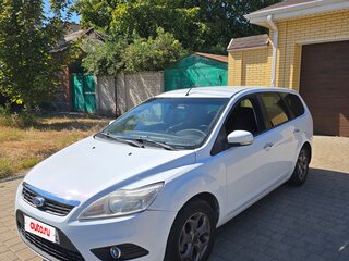 2008 Ford Focus II Рестайлинг, белый, 520000 рублей, вид 1