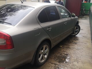 2011 Skoda Octavia II (A5) Рестайлинг, серебристый, 750000 рублей, вид 3