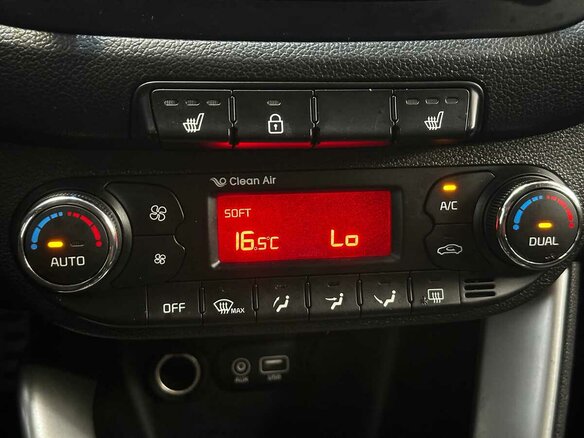 2016 Kia Ceed II Рестайлинг, коричневый, 1030000 рублей - вид 8