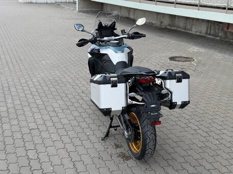 2026 Ducati Multistrada V4, зелёный, 3250000 рублей, вид 3