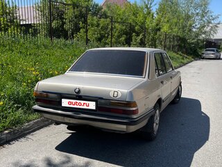 1983 BMW 5 серии 518 II (E28), серебристый, 170000 рублей, вид 3