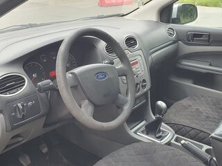 2009 Ford Focus II Рестайлинг, серебристый, 300000 рублей, вид 5