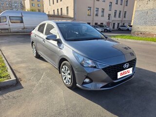 2020 Hyundai Solaris II Рестайлинг, серый, 1500000 рублей, вид 3