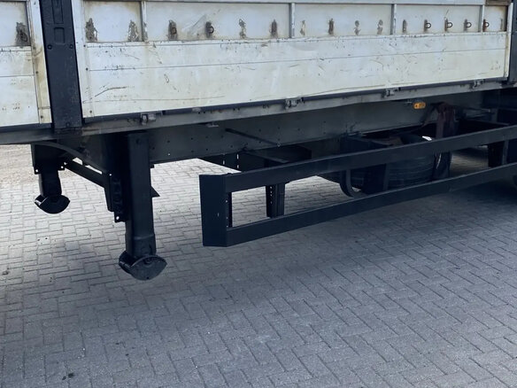 2005 Schmitz Cargobull S01, серый, 750000 рублей - вид 9