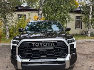 2025 Toyota Tundra CrewMax III, коричневый, 7950000 рублей, вид 4