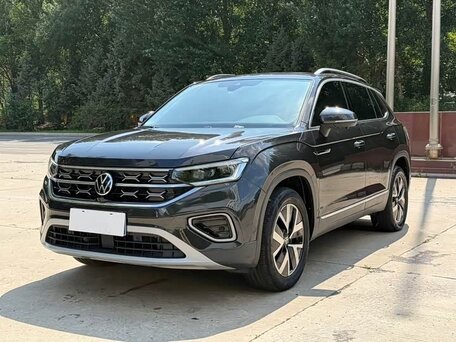 2023 Volkswagen Tayron I Рестайлинг, чёрный, 2410000 рублей, вид 3