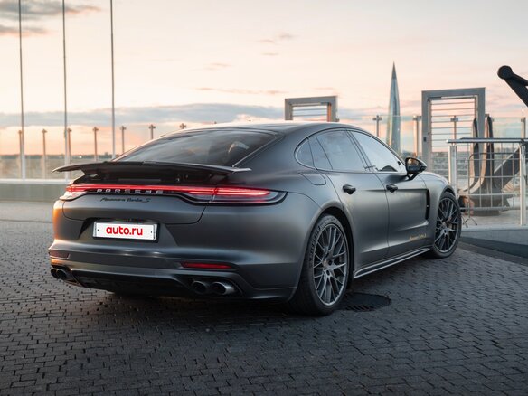 2020 Porsche Panamera Turbo S Executive II Рестайлинг, серый, 13000000 рублей - вид 6