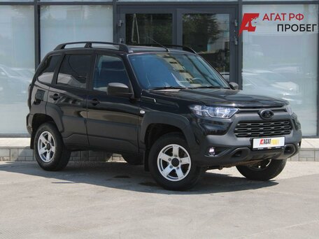2023 Lada (ВАЗ) Niva Travel I, чёрный, 1230000 рублей, вид 3