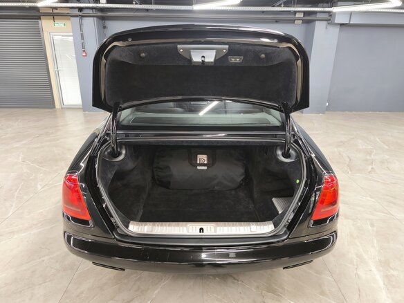 2016 Rolls-Royce Wraith Black Badge, чёрный, 27900000 рублей - вид 15