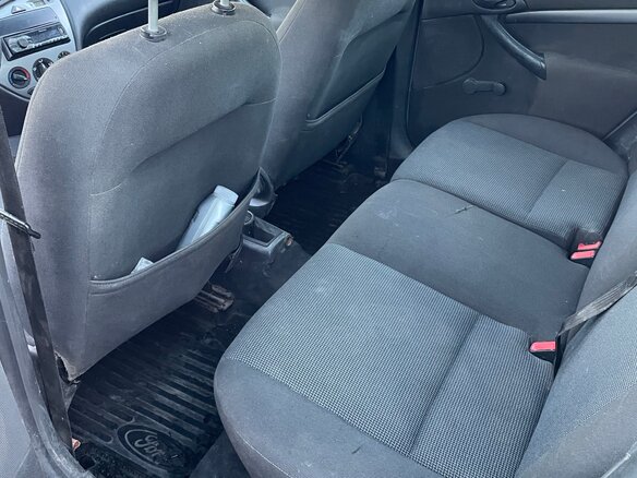 2005 Ford Focus I Рестайлинг, серый, 110000 рублей - вид 4
