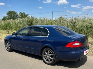 2011 Skoda Superb II, синий, 1050000 рублей, вид 4