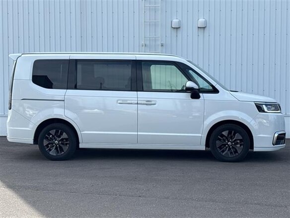 2023 Honda Stepwgn Spada VI, белый, 2298000 рублей - вид 5