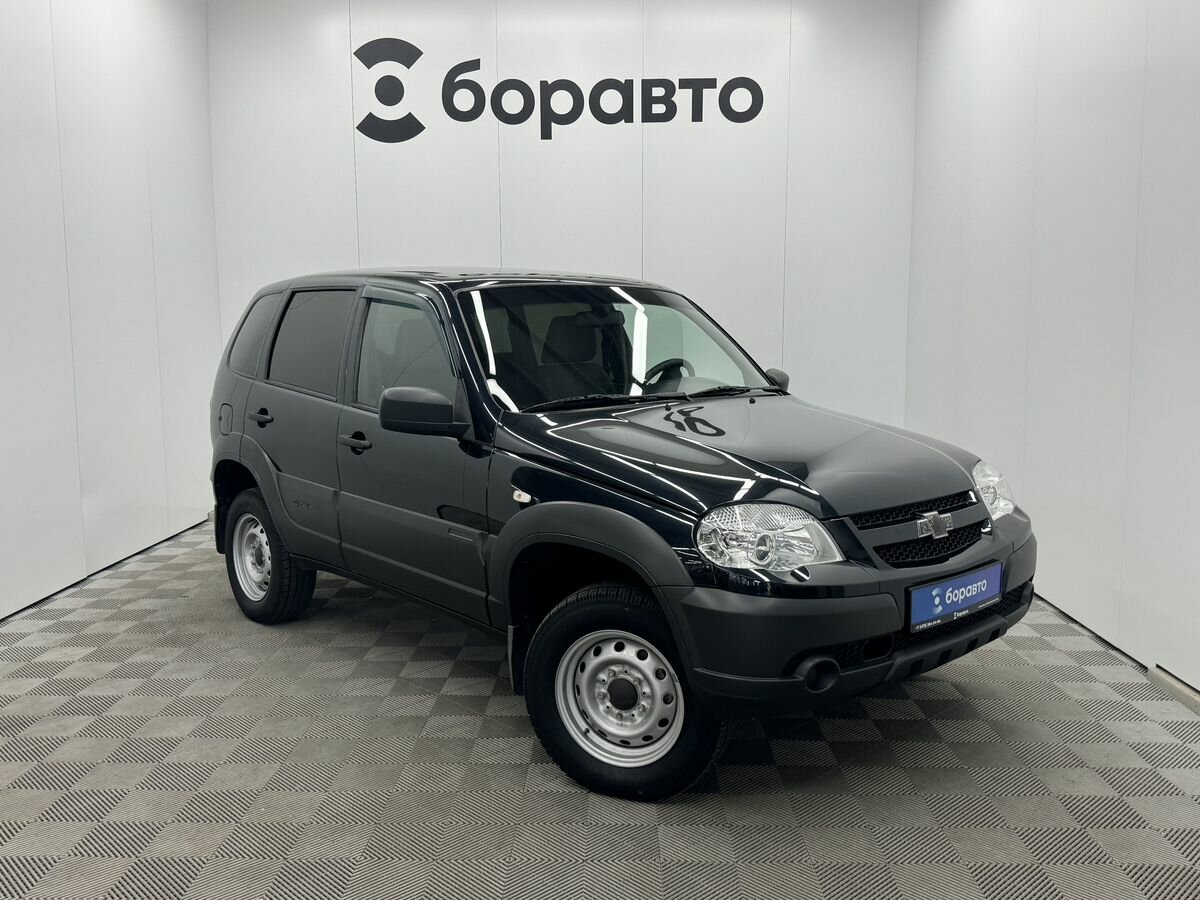 Открыть фотографии: Chevrolet Niva I Рестайлинг
