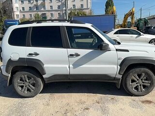 2024 Lada (ВАЗ) Niva Travel I, белый, 950000 рублей, вид 4