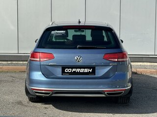 2018 Volkswagen Passat Alltrack B8, синий, 2439999 рублей, вид 4