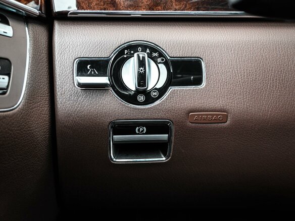 2010 Mercedes-Benz S-Класс 500 V (W221) Рестайлинг, чёрный, 1589000 рублей - вид 20