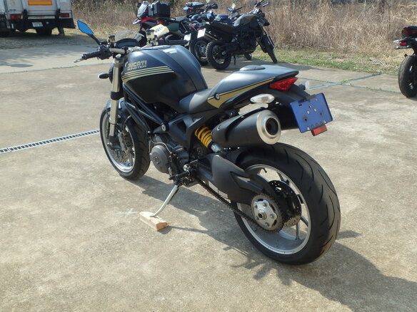 2010 Ducati Monster 1100, чёрный, 520000 рублей - вид 8
