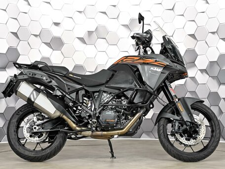 2018 KTM 1290 Super Adventure S, чёрный, 1399000 рублей, вид 3