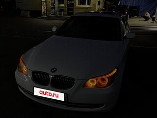 2008 BMW 5 серии 530xi V (E60/E61) Рестайлинг, белый, 1290000 рублей, вид 4