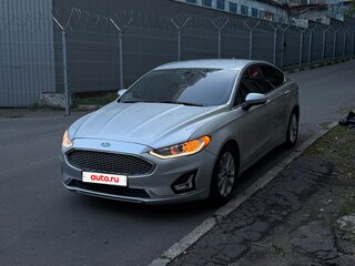 2019 Ford Fusion (North America) II Рестайлинг, серый, 1400000 рублей, вид 2