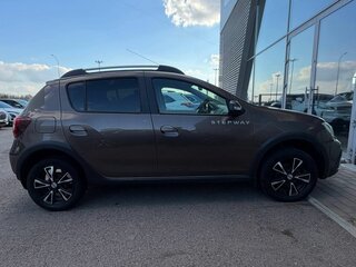 2019 Renault Sandero Stepway II Рестайлинг, коричневый, 960000 рублей, вид 4