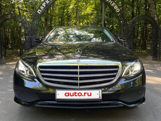 2020 Mercedes-Benz E-Класс 200 d V (W213, S213, C238), чёрный, 2900000 рублей, вид 2