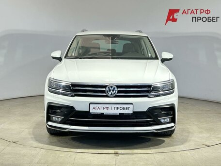 2018 Volkswagen Tiguan II, белый, 2615000 рублей, вид 2