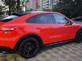2020 Porsche Cayenne Coupé III, оранжевый, 8120000 рублей, вид 4