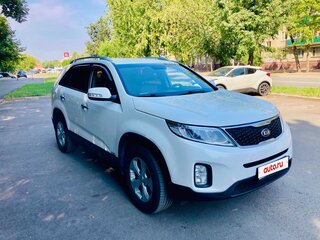 2016 Kia Sorento II Рестайлинг, белый, 1780000 рублей, вид 3
