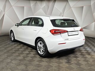 2019 Mercedes-Benz A-Класс 200 IV (W177), белый, 2495000 рублей, вид 4