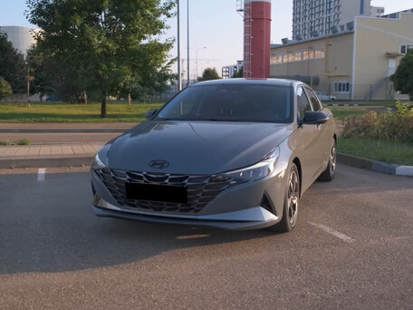 2023 Hyundai Elantra VII (CN7), серый, 1590222 рублей, вид 3