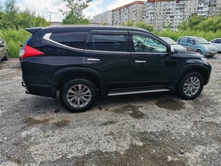 2018 Mitsubishi Pajero Sport III, чёрный, 2500000 рублей, вид 2