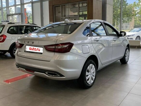 2026 Lada (ВАЗ) Vesta I Рестайлинг (NG), серебристый, 1601000 рублей - вид 4