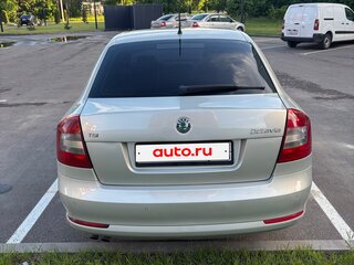 2013 Skoda Octavia II (A5) Рестайлинг, жёлтый, 975000 рублей, вид 4