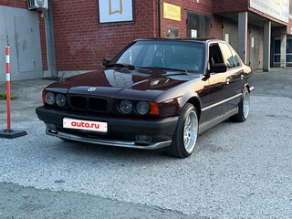 1994 BMW 5 серии 540i III (E34), красный, 2500000 рублей, вид 3