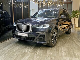 2021 BMW X7 40i I (G07), чёрный, 7450000 рублей, вид 2